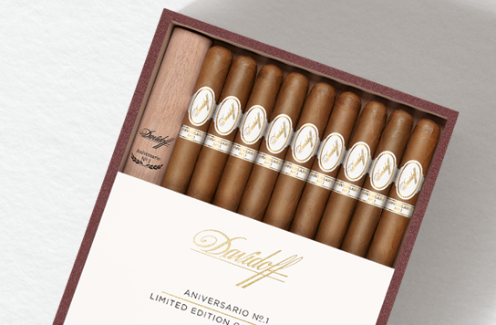 Davidoff Aniversario No. 1 Limited Edition Collection open box with cigars